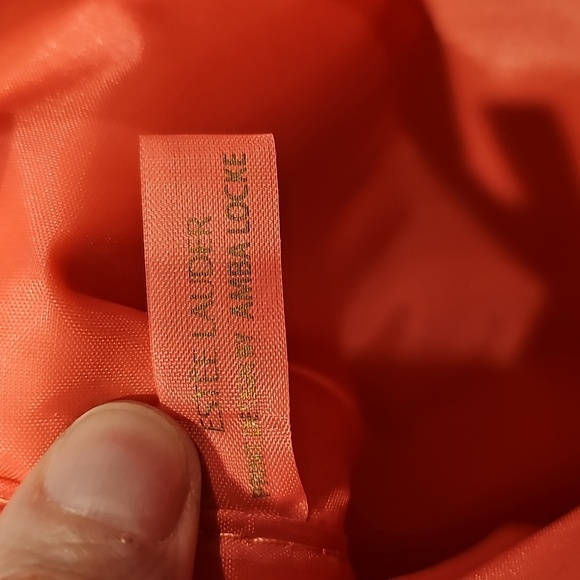 Estee Lauder Cosmetic Bag/clutch, NWOT, 8x7x1.5" - Picture 7 of 7